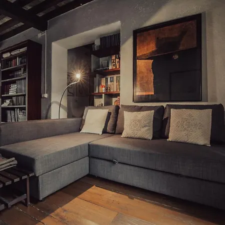 La Luna Nel Pozzo 招待所 4*