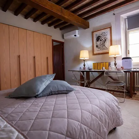 招待所 La Luna Nel Pozzo 4*