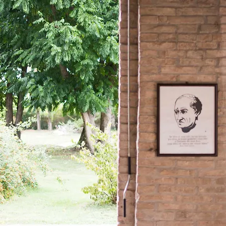 La Luna Nel Pozzo 4*