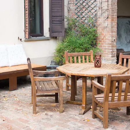 La Luna Nel Pozzo 4* 帕爾馬