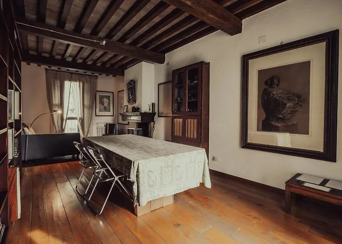 La Luna Nel Pozzo Konukevi Parma