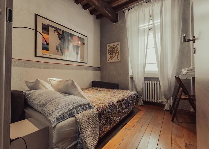 La Luna Nel Pozzo בית הארחה 4*