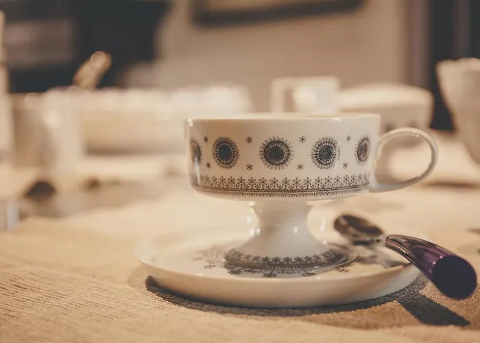 La Luna Nel Pozzo 4*