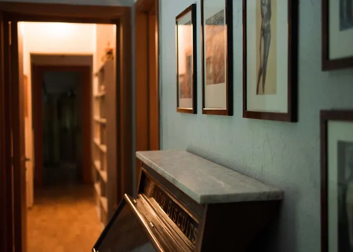 La Luna Nel Pozzo 4*